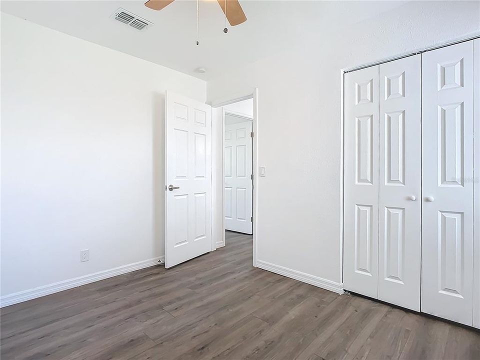 For Rent: $2,000 (3 beds, 1 baths, 1096 Square Feet)