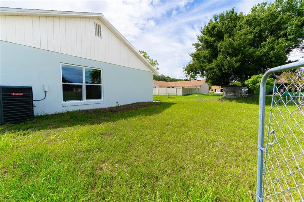 For Sale: $345,000 (3 beds, 2 baths, 1541 Square Feet)