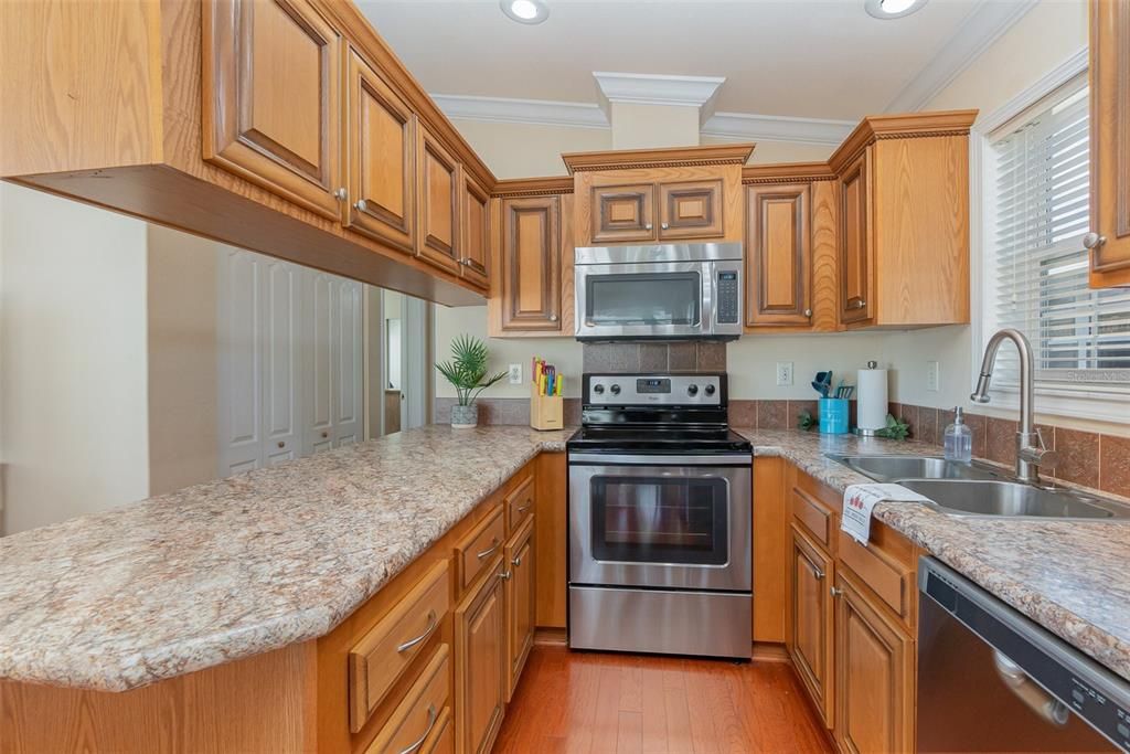 Stainless steel appliances all included