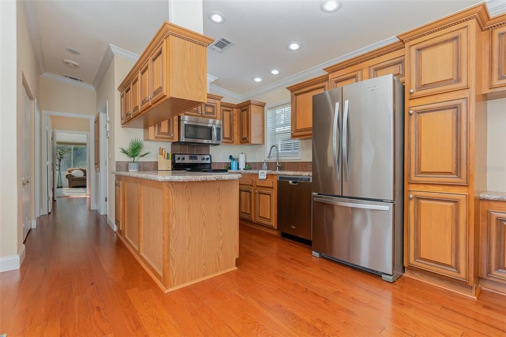 Recess lighting in kitchen