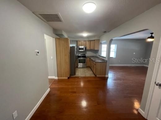 For Rent: $2,495 (2 beds, 2 baths, 1344 Square Feet)