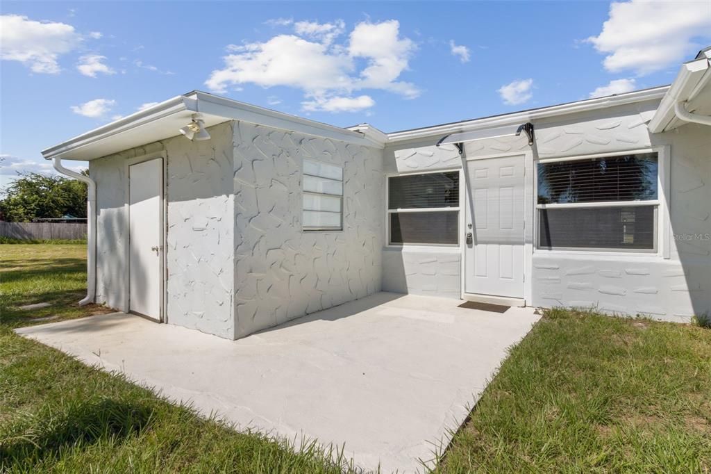 For Sale: $339,900 (4 beds, 2 baths, 1756 Square Feet)