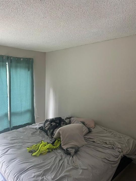 For Sale: $99,000 (1 beds, 1 baths, 642 Square Feet)