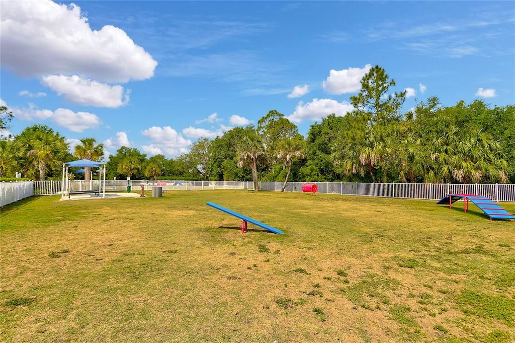 For Sale: $955,000 (3 beds, 3 baths, 2563 Square Feet)