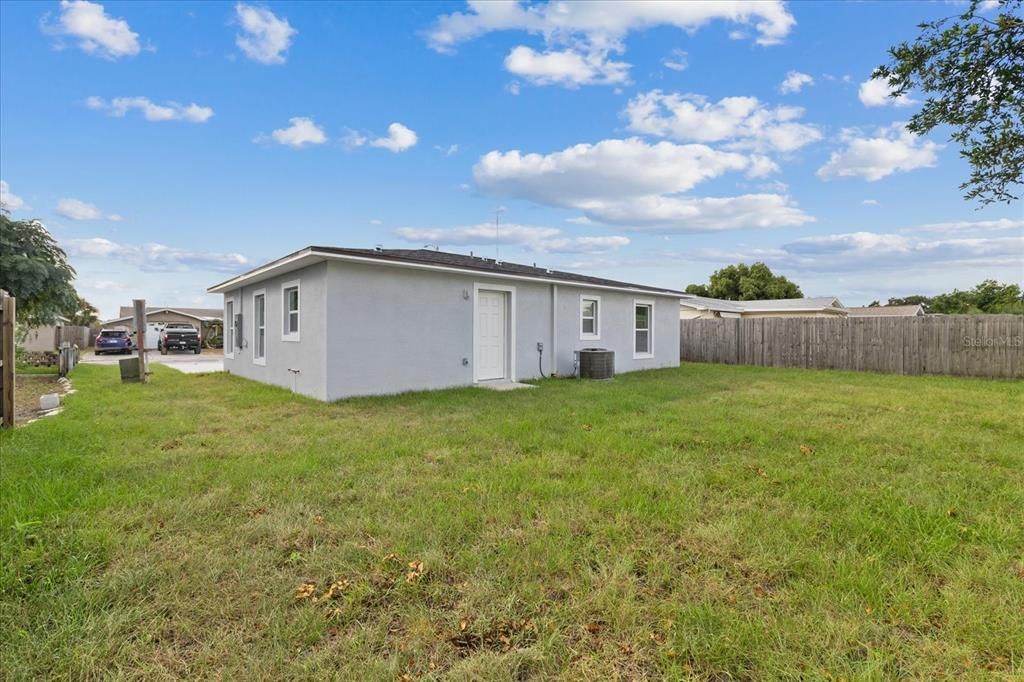 For Sale: $289,900 (3 beds, 2 baths, 1173 Square Feet)