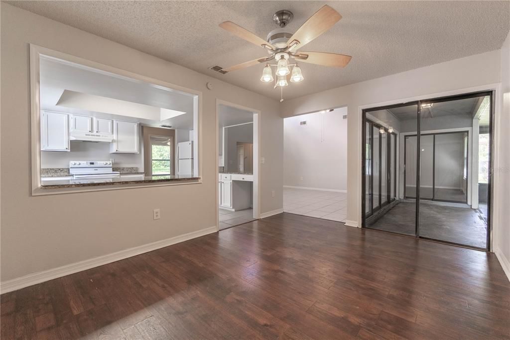 For Sale: $309,900 (3 beds, 2 baths, 1855 Square Feet)