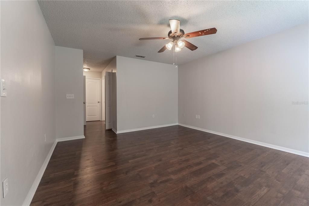 For Sale: $309,900 (3 beds, 2 baths, 1855 Square Feet)