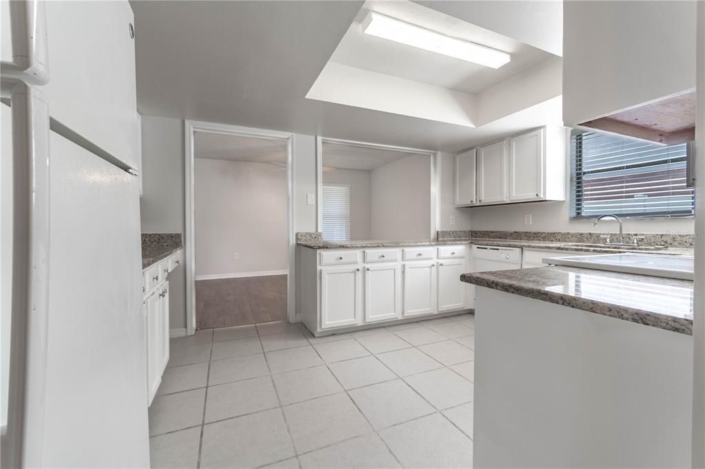 For Sale: $309,900 (3 beds, 2 baths, 1855 Square Feet)