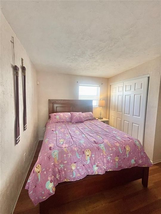 For Rent: $3,000 (3 beds, 1 baths, 851 Square Feet)