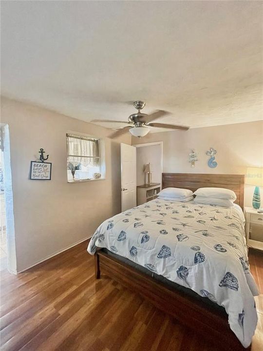 For Rent: $3,000 (3 beds, 1 baths, 851 Square Feet)