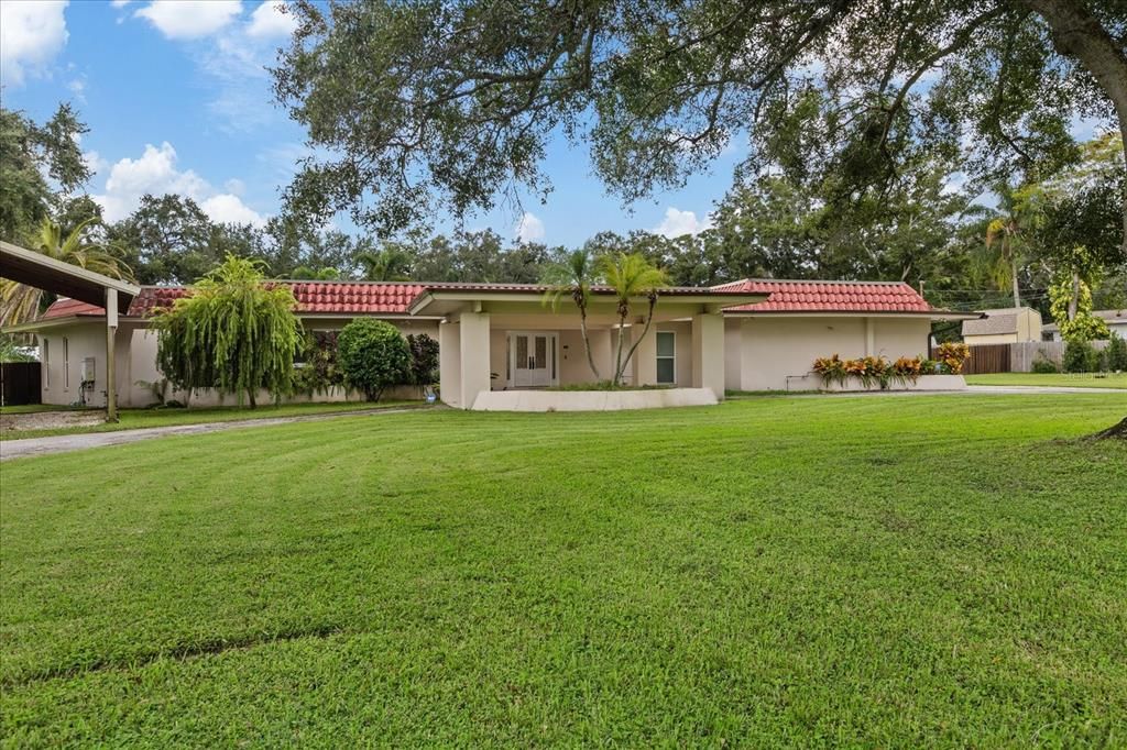 Active With Contract: $1,300,000 (5 beds, 4 baths, 3664 Square Feet)