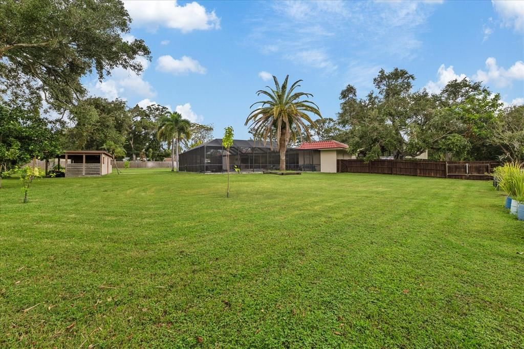 Active With Contract: $1,300,000 (5 beds, 4 baths, 3664 Square Feet)