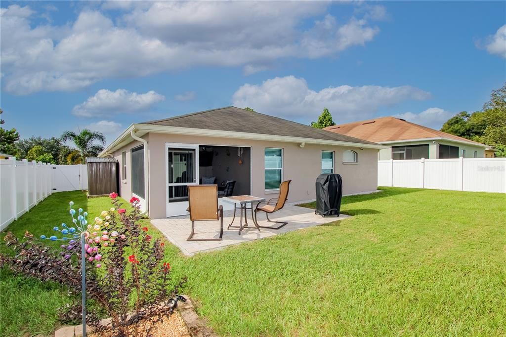 For Sale: $419,900 (4 beds, 2 baths, 1749 Square Feet)