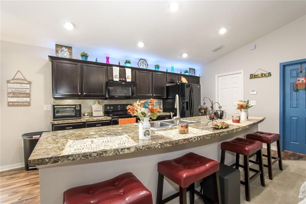 For Sale: $419,900 (4 beds, 2 baths, 1749 Square Feet)