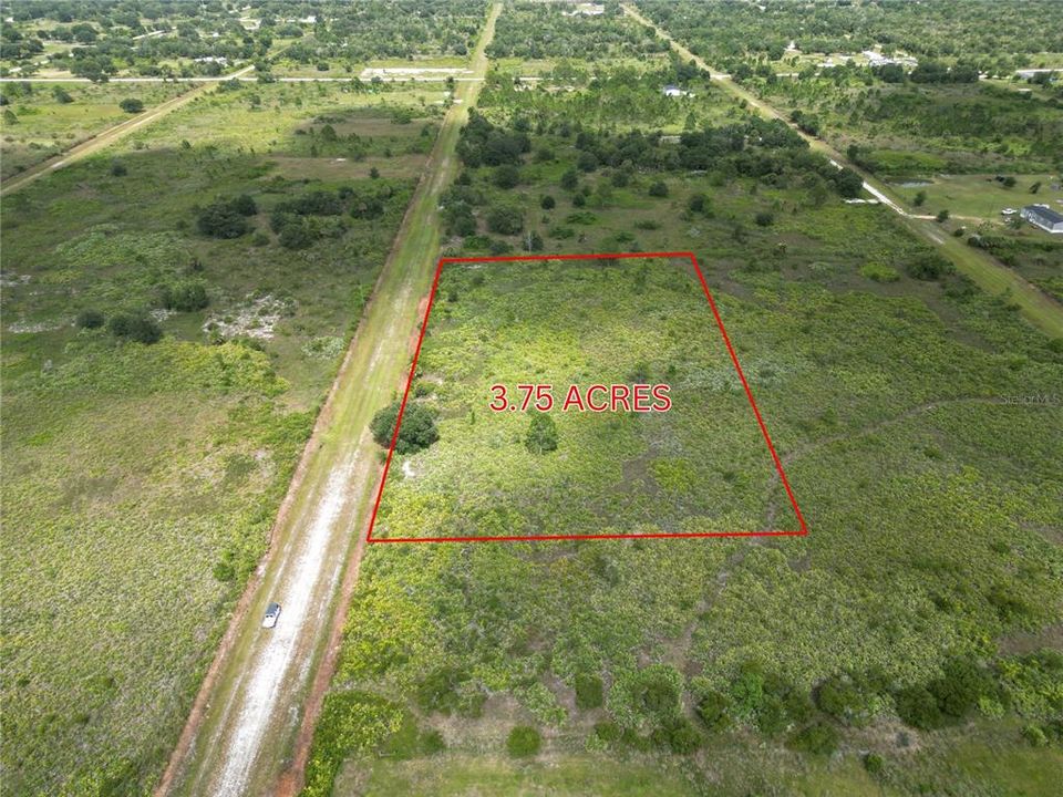 На продажу: $99,000 (3.75 acres)