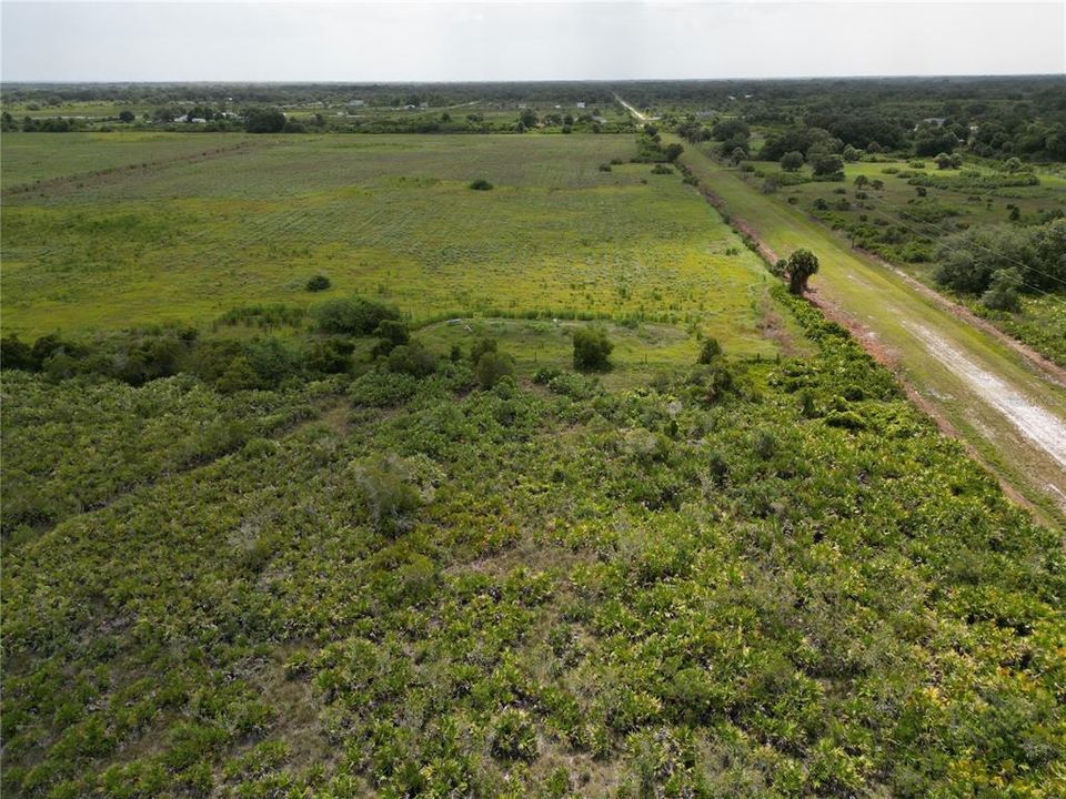 На продажу: $99,000 (3.75 acres)