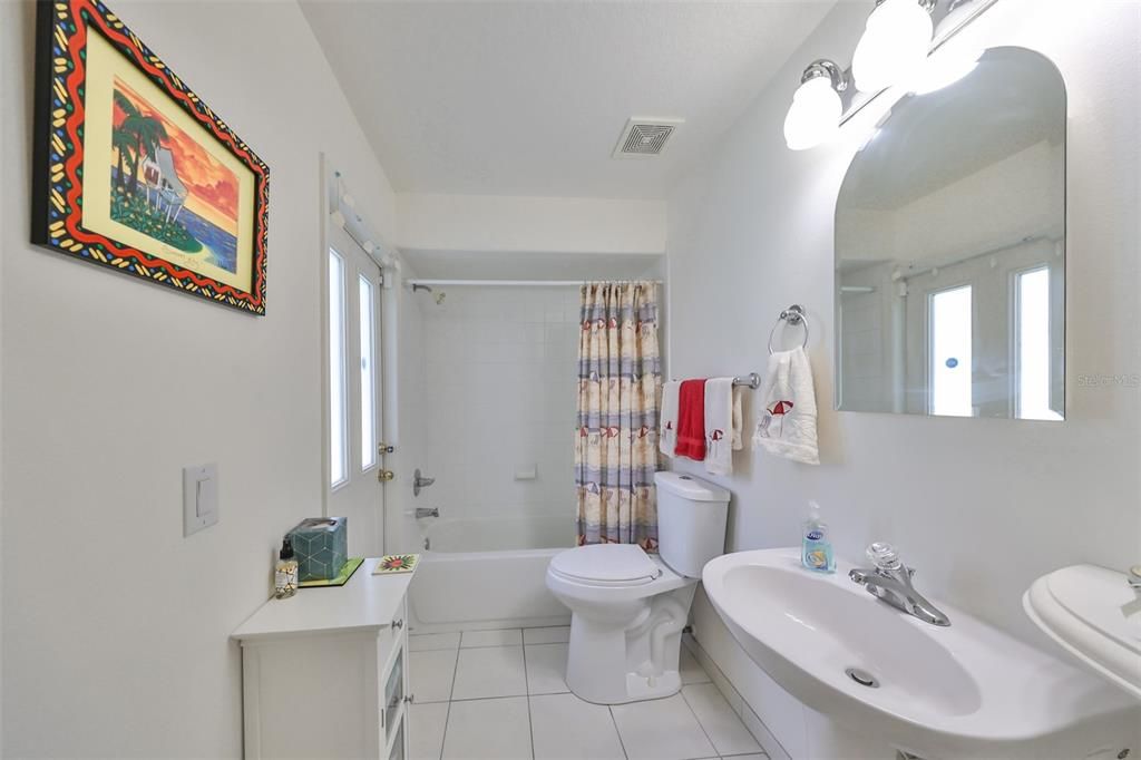 For Sale: $449,000 (3 beds, 2 baths, 2044 Square Feet)