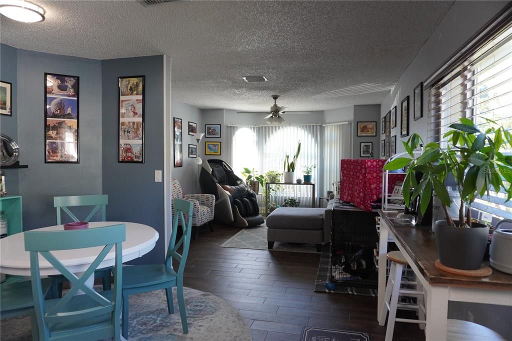 For Sale: $379,900 (3 beds, 2 baths, 2146 Square Feet)