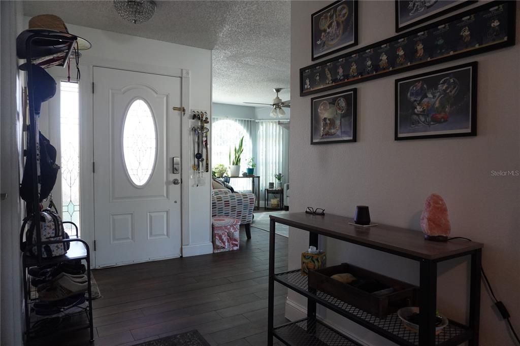 For Sale: $379,900 (3 beds, 2 baths, 2146 Square Feet)