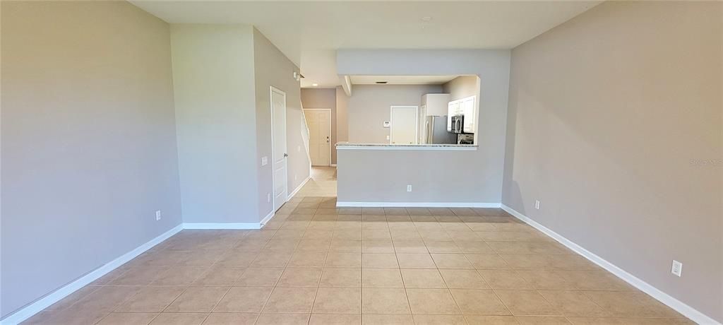 For Rent: $2,450 (3 beds, 2 baths, 1625 Square Feet)