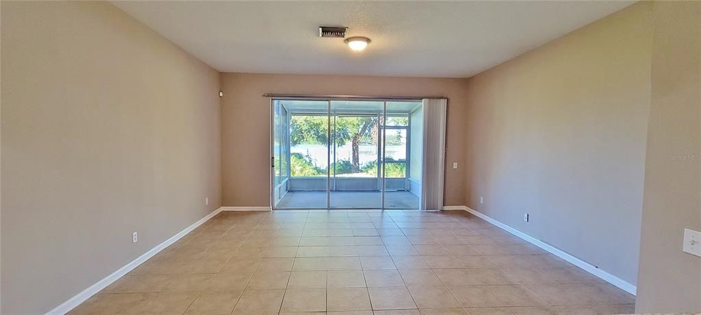 For Rent: $2,450 (3 beds, 2 baths, 1625 Square Feet)