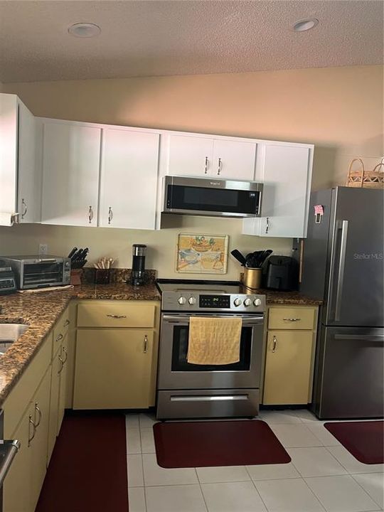 For Rent: $1,800 (2 beds, 2 baths, 1519 Square Feet)