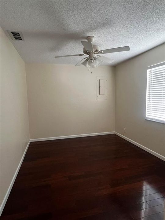 For Rent: $2,600 (2 beds, 2 baths, 980 Square Feet)