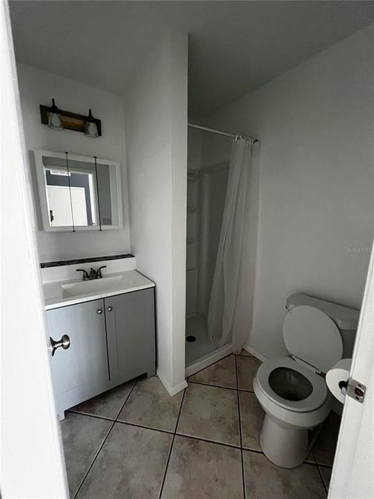 For Rent: $2,600 (2 beds, 2 baths, 980 Square Feet)