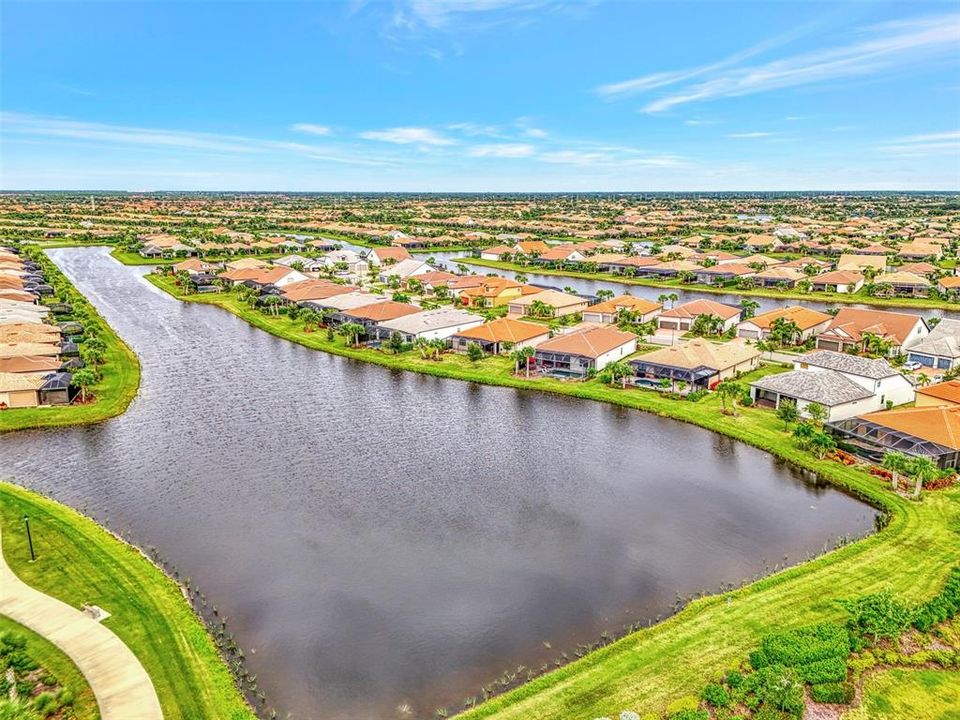 For Sale: $1,069,000 (3 beds, 3 baths, 2919 Square Feet)