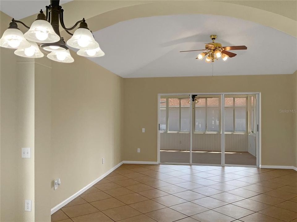 For Sale: $377,000 (4 beds, 2 baths, 1956 Square Feet)