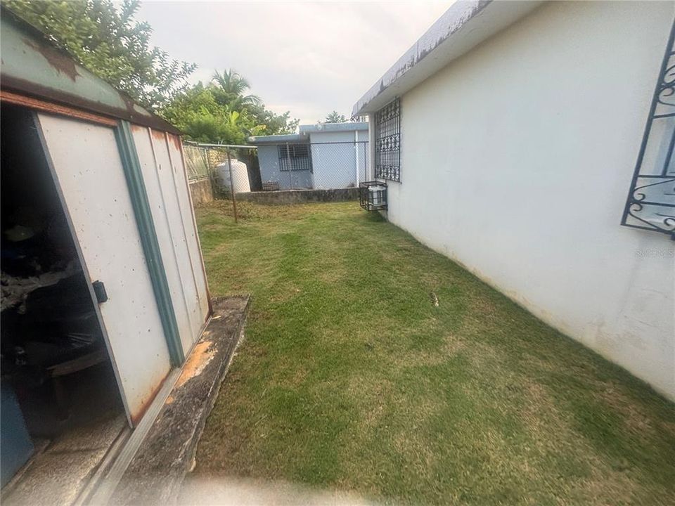 En Venta: $160,000 (4 camas, 2 baños, 3647 Pies cuadrados)