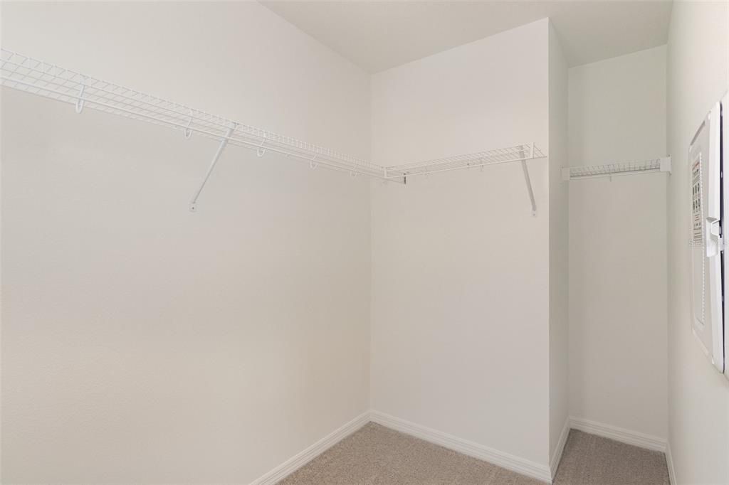 For Rent: $2,790 (3 beds, 2 baths, 1675 Square Feet)