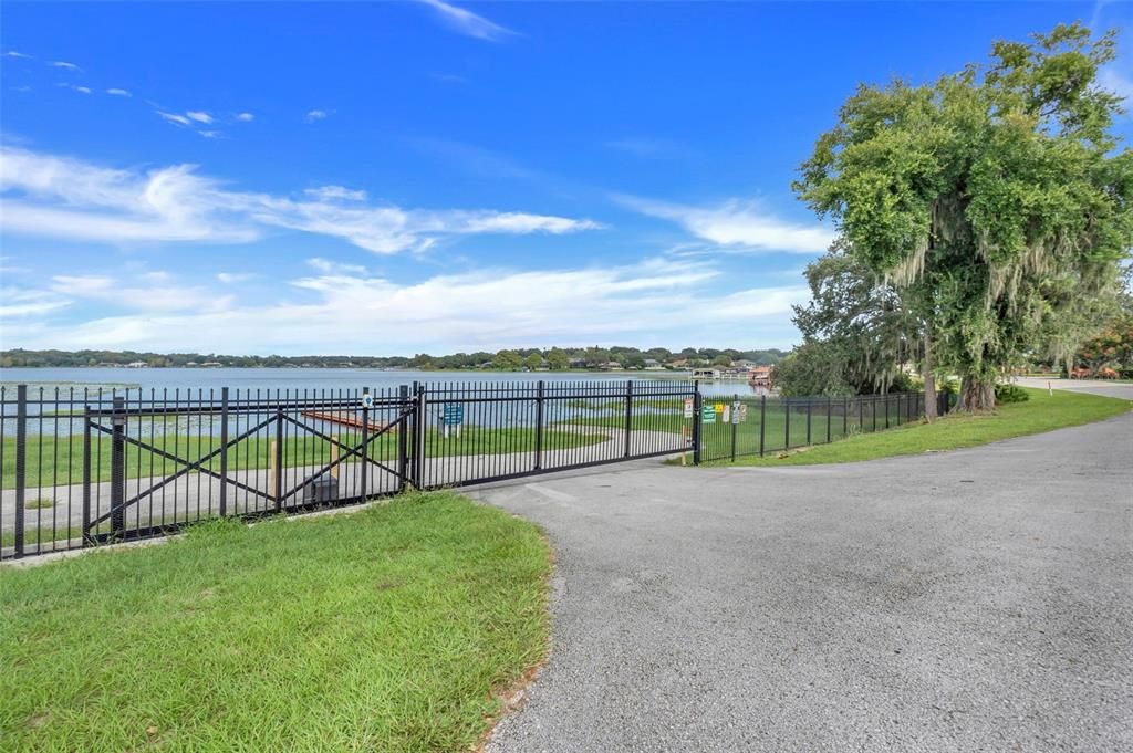 For Sale: $510,000 (3 beds, 2 baths, 1706 Square Feet)