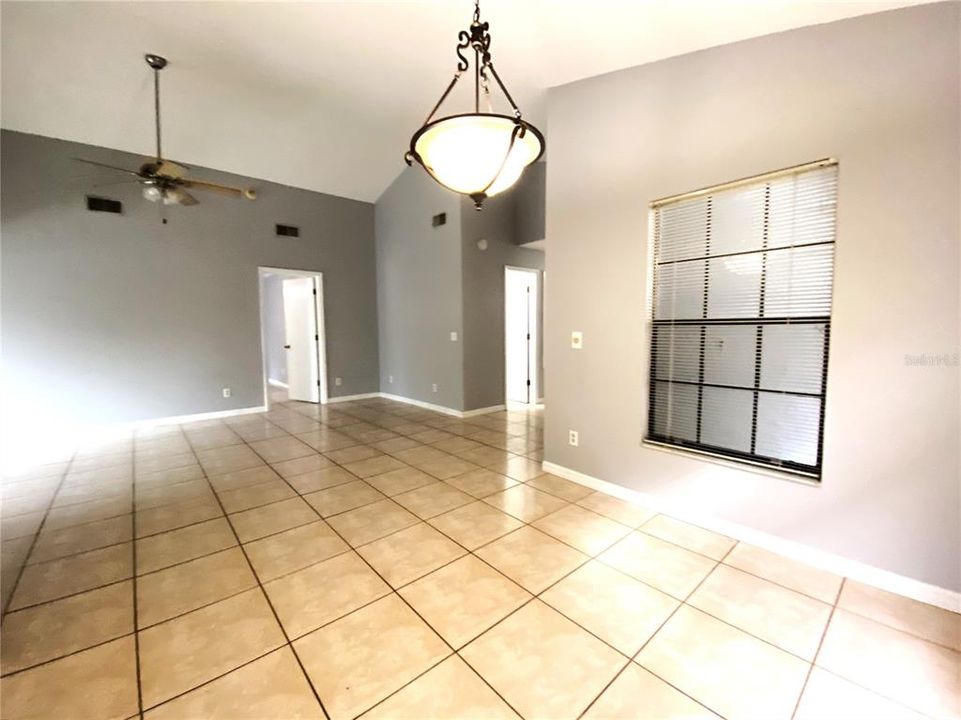 For Rent: $2,299 (3 beds, 2 baths, 1500 Square Feet)