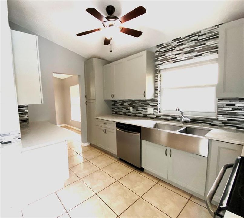 For Rent: $2,299 (3 beds, 2 baths, 1500 Square Feet)