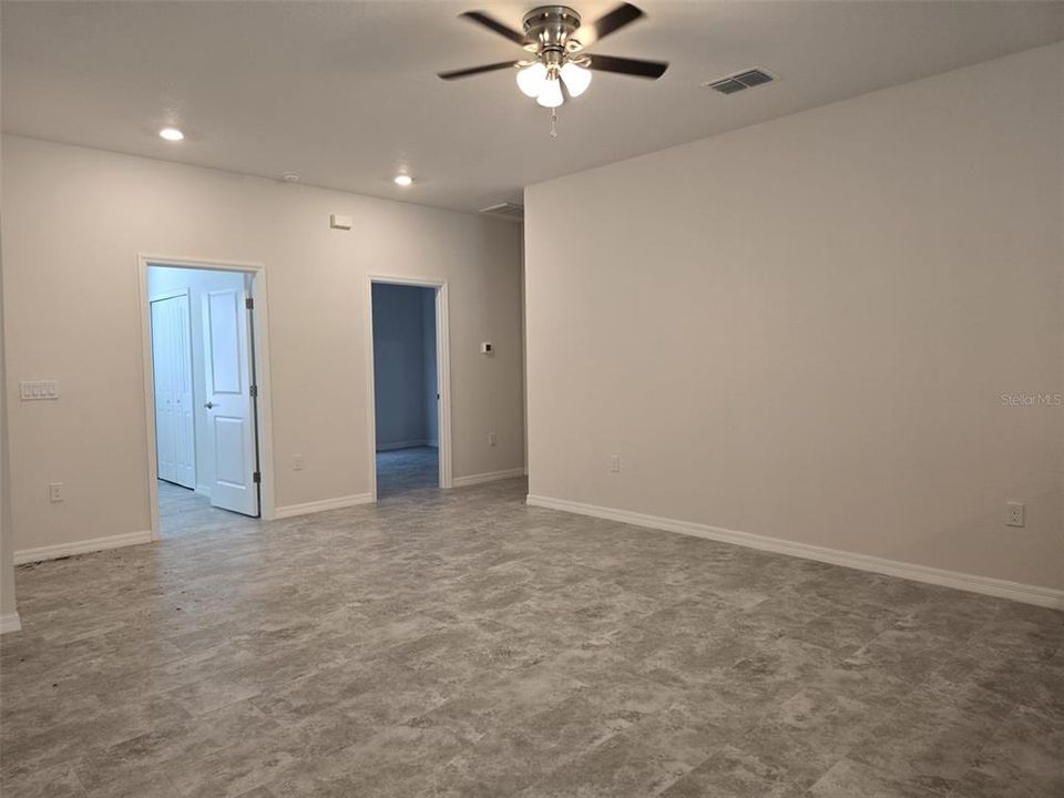 For Rent: $1,850 (3 beds, 2 baths, 1230.5 Square Feet)