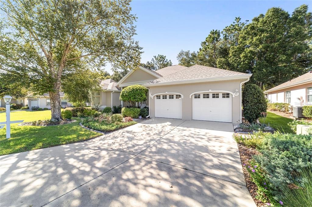 Active With Contract: $415,000 (4 beds, 2 baths, 2338 Square Feet)