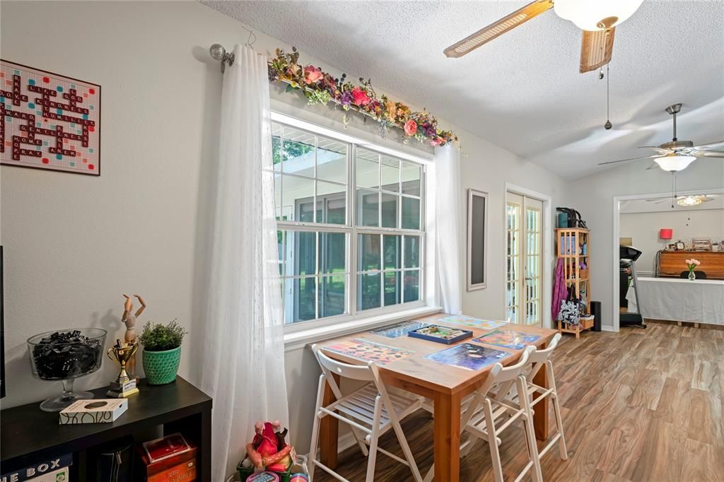 For Sale: $290,000 (2 beds, 2 baths, 1858 Square Feet)