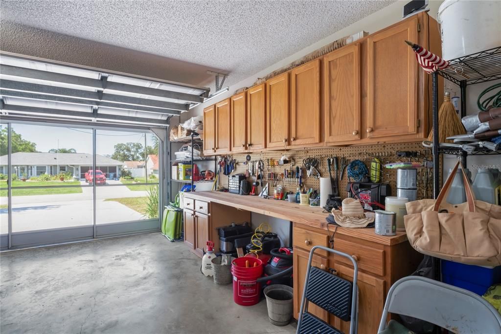 For Sale: $290,000 (2 beds, 2 baths, 1858 Square Feet)