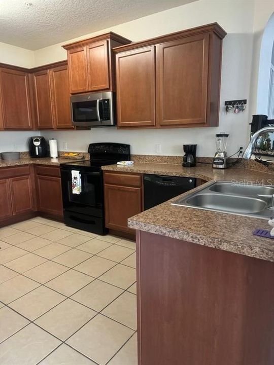 For Rent: $1,750 (2 beds, 2 baths, 1273 Square Feet)