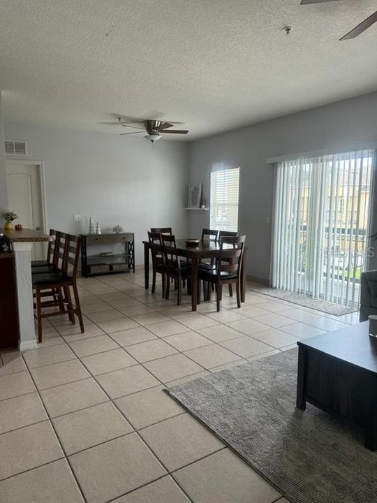 For Rent: $1,750 (2 beds, 2 baths, 1273 Square Feet)