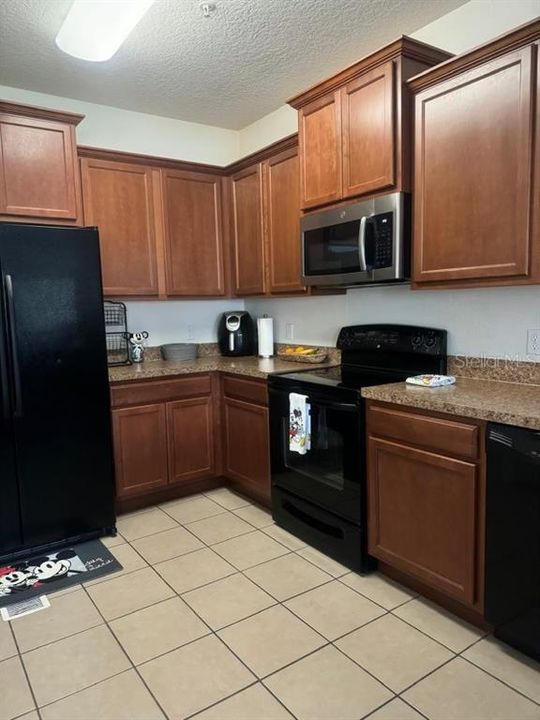 For Rent: $1,750 (2 beds, 2 baths, 1273 Square Feet)