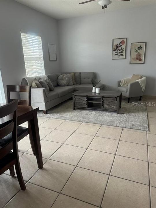 For Rent: $1,750 (2 beds, 2 baths, 1273 Square Feet)