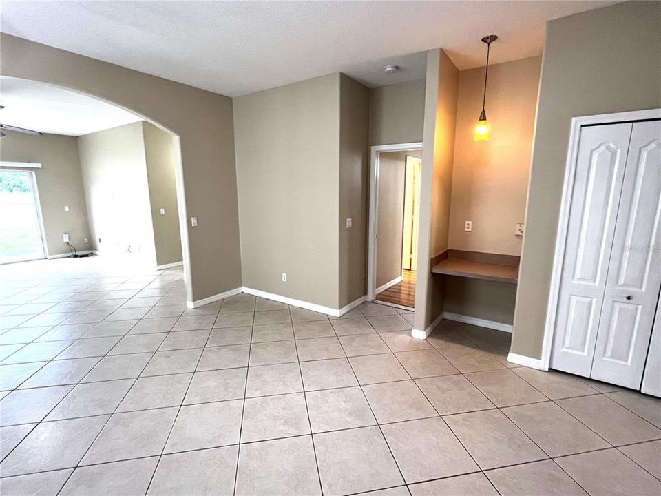 Active With Contract: $2,650 (4 beds, 2 baths, 1960 Square Feet)