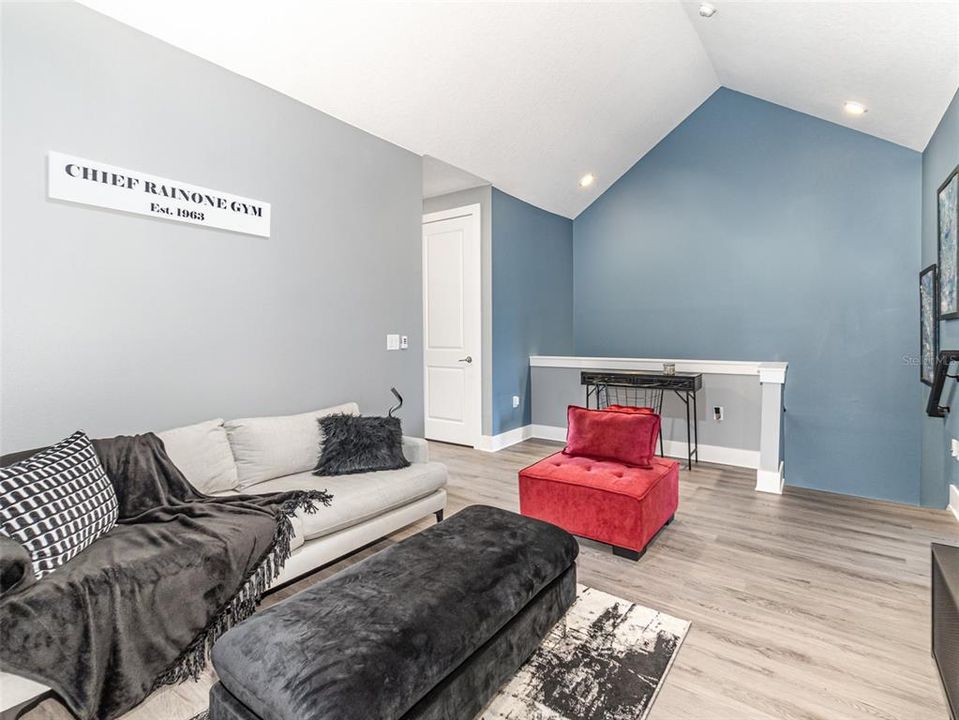 For Sale: $495,000 (3 beds, 2 baths, 1899 Square Feet)