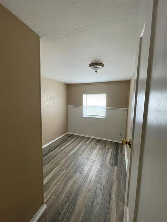 For Sale: $129,000 (2 beds, 2 baths, 924 Square Feet)