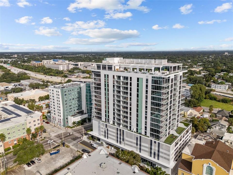 For Sale: $1,650,000 (2 beds, 2 baths, 1753 Square Feet)