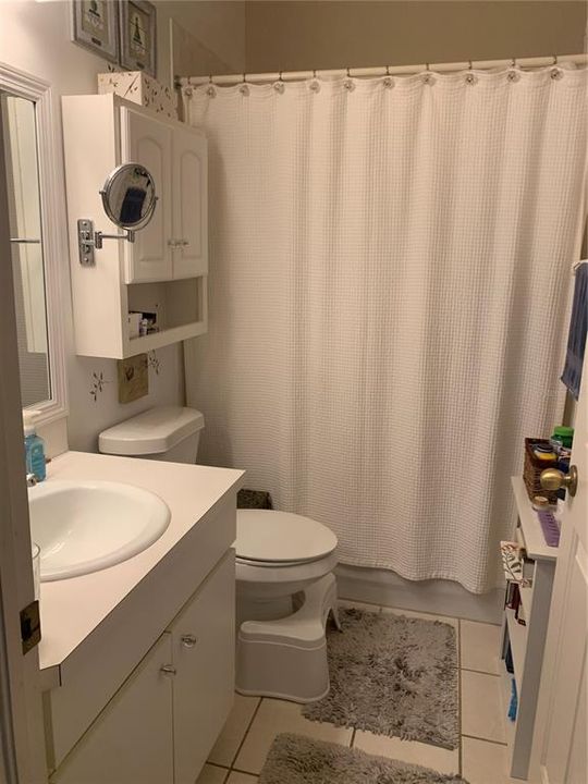 2nd Bathroom