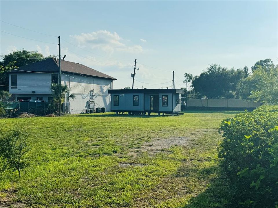 На продажу: $499,900 (0.34 acres)