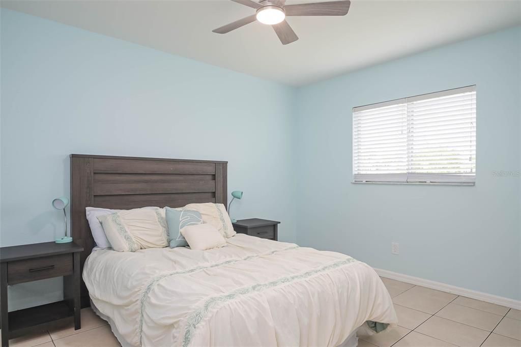 For Sale: $309,000 (3 beds, 2 baths, 1205 Square Feet)